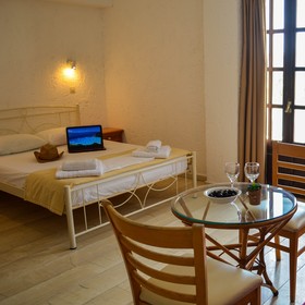 Arhodiko Hotel