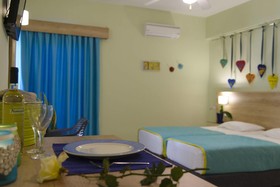 Creta Aptera Beach