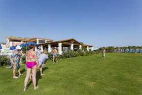 Dessole Dolphin Bay Resort