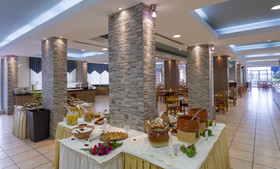 Dessole Dolphin Bay Resort