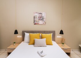 Ermis Luxury Suites & Apartments