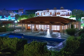 Malena Hotel & Suites