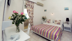 Roxani Hotel