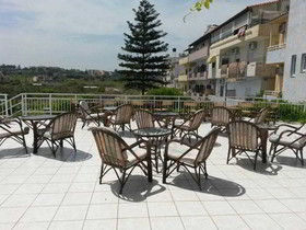 Roxani Hotel