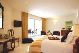 Sofitel Capsis Palace