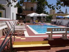 Eleni Apartments