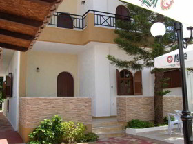 Eleni Apartments