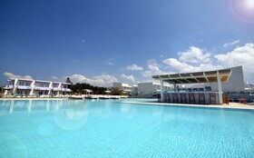 Insula Alba Sea Side Resort & Spa