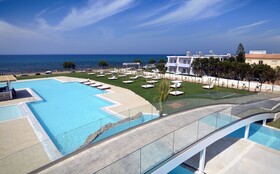 Insula Alba Sea Side Resort & Spa