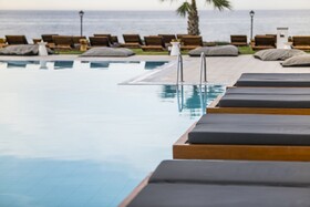 Insula Alba Sea Side Resort & Spa