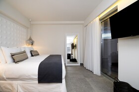 Insula Alba Sea Side Resort & Spa