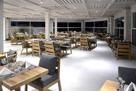 Insula Alba Sea Side Resort & Spa