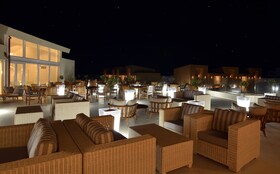 Insula Alba Sea Side Resort & Spa