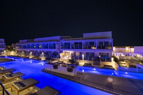Insula Alba Sea Side Resort & Spa