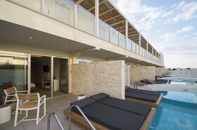 Insula Alba Sea Side Resort & Spa