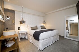 Insula Alba Sea Side Resort & Spa