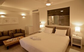 Insula Alba Sea Side Resort & Spa