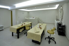 Insula Alba Sea Side Resort & Spa