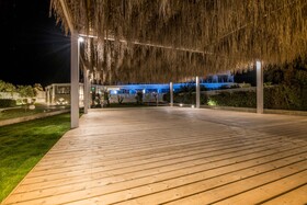 Insula Alba Sea Side Resort & Spa