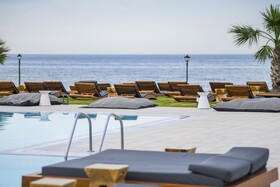 Insula Alba Sea Side Resort & Spa