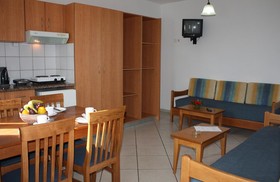 Paralos Venus Suites