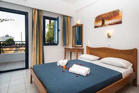 Paralos Venus Suites