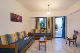 Paralos Venus Suites
