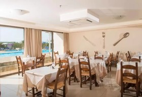 Oasis Beach Hotel