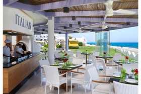 Serita Beach Hotel