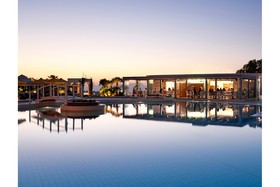 Serita Beach Hotel