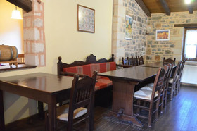 Hotel Ellinospito
