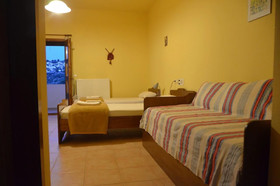 Hotel Ellinospito