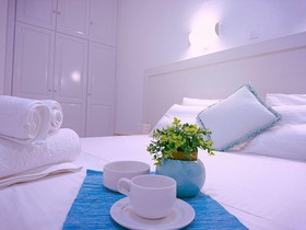 Crown Apartments