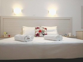 Crown Apartments