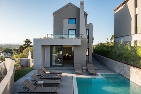 Elea Villas