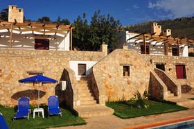 Elicriso Villa