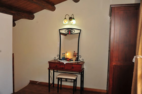 Elicriso Villa