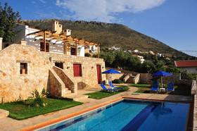 Elicriso Villa