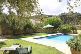 Filippou Villa - Living in Nature