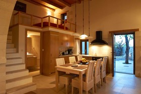 Olga’s Filoxenia Villas