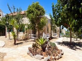 St. George's Retreat Village