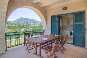 Uranus Stone Villa