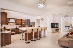 Villa Almyros