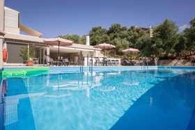 Villa Almyros