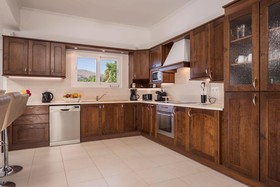 Villa Almyros