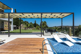 Villa Blue Skyline