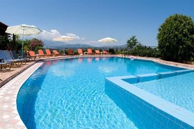 Emerald Hotel Apartments