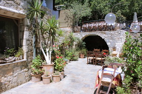 Arolithos Traditional Cretan Village