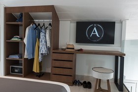 Avdou Collection