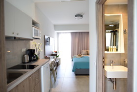 Blue Horizon Apartments